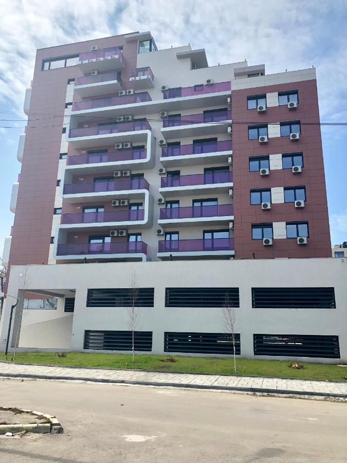 Sophia 3 Luxury Apartments Mamaia Exterior photo