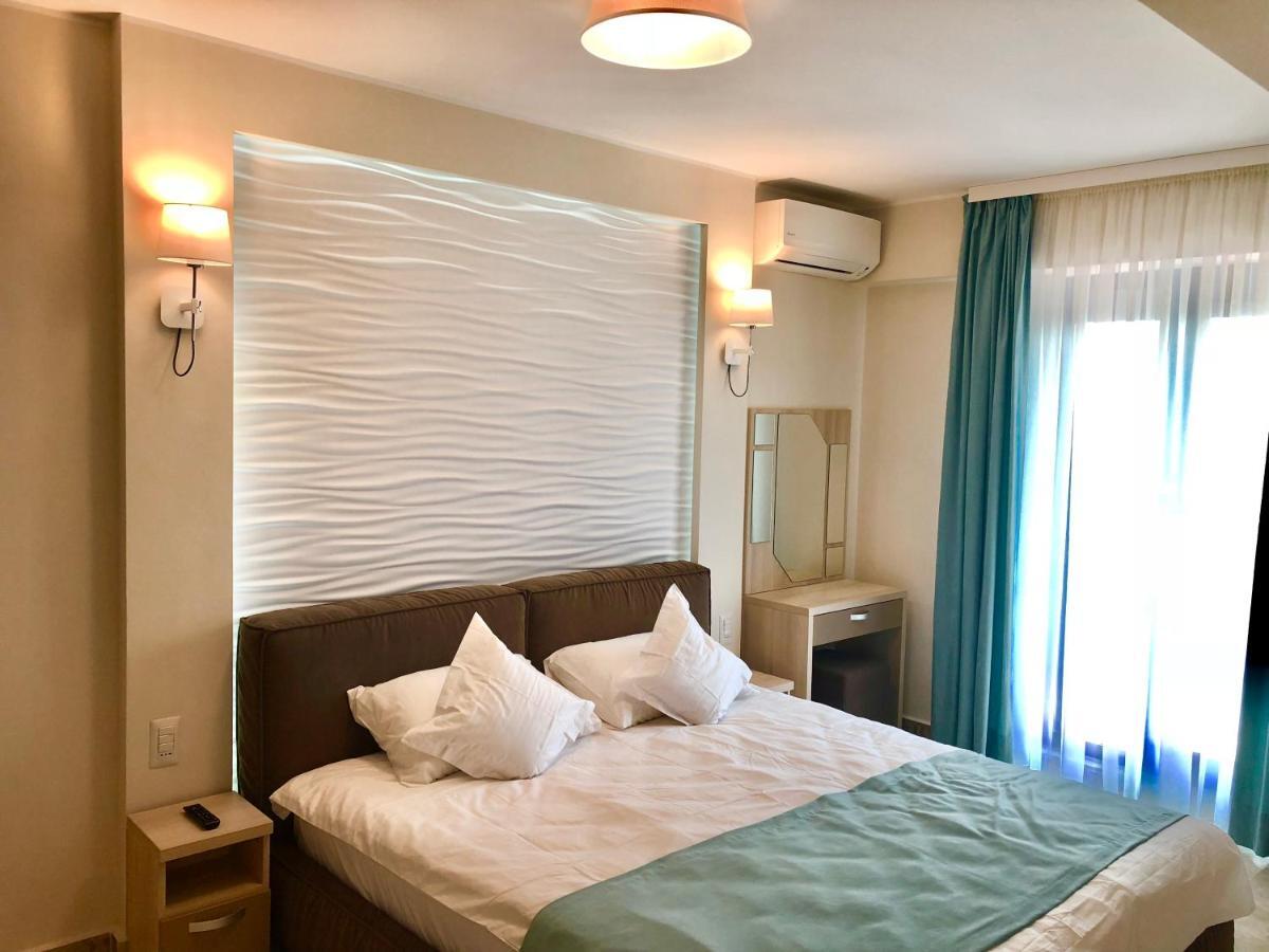 Sophia 3 Luxury Apartments Mamaia Exterior photo